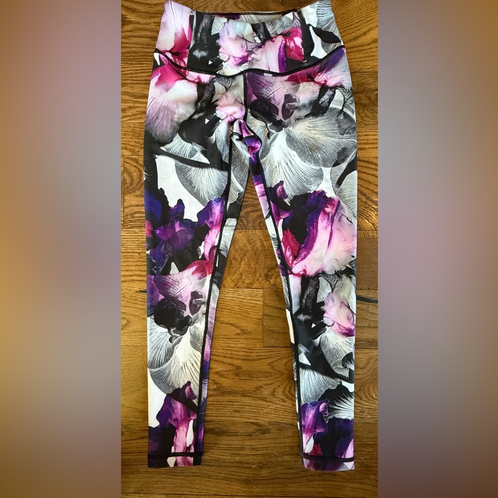 Calia Cropped Floral Leggings. Size XS